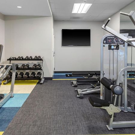 Towneplace Suites By Marriott Chesterfield Bagian luar foto