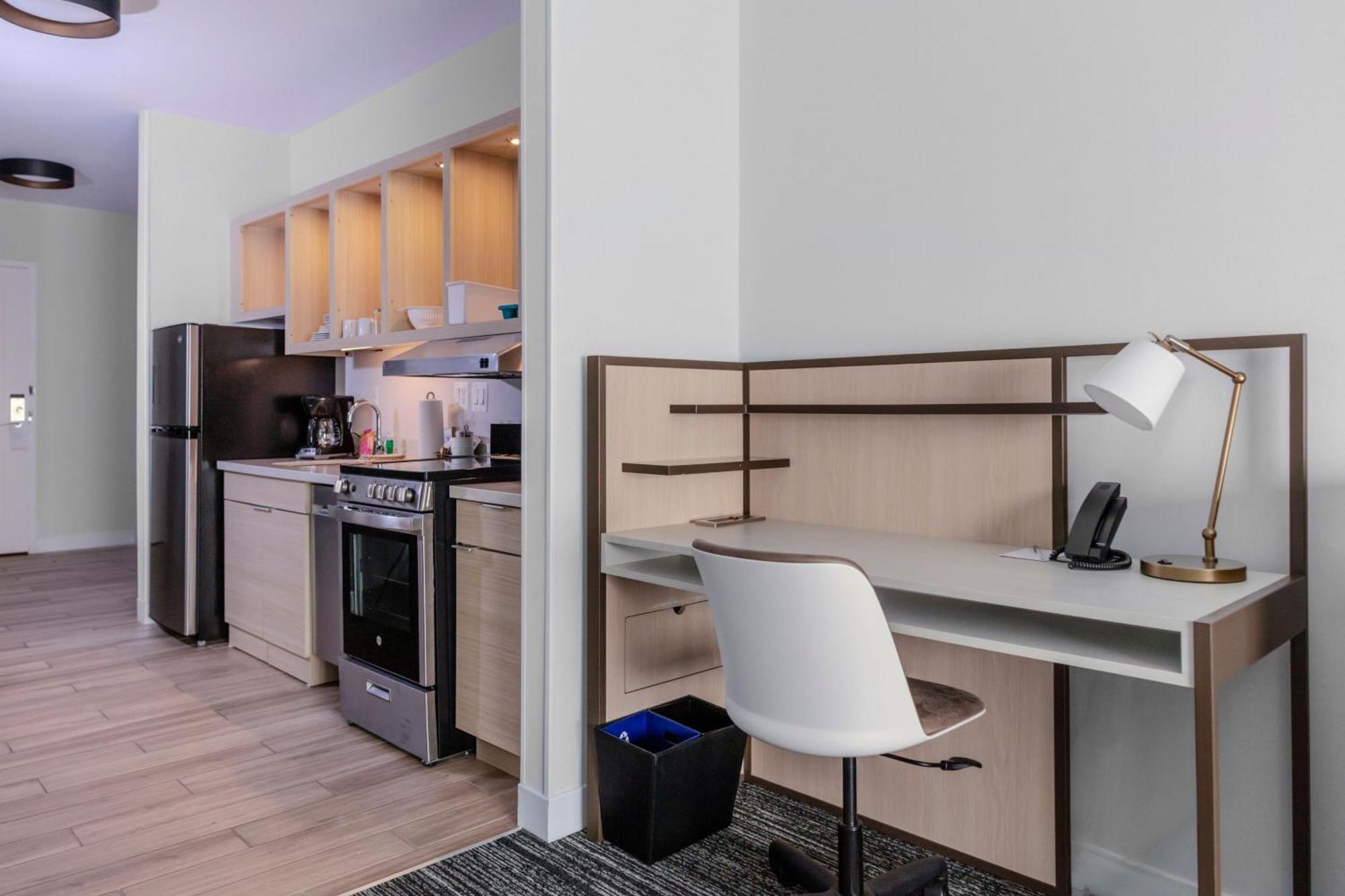 Towneplace Suites By Marriott Chesterfield Bagian luar foto