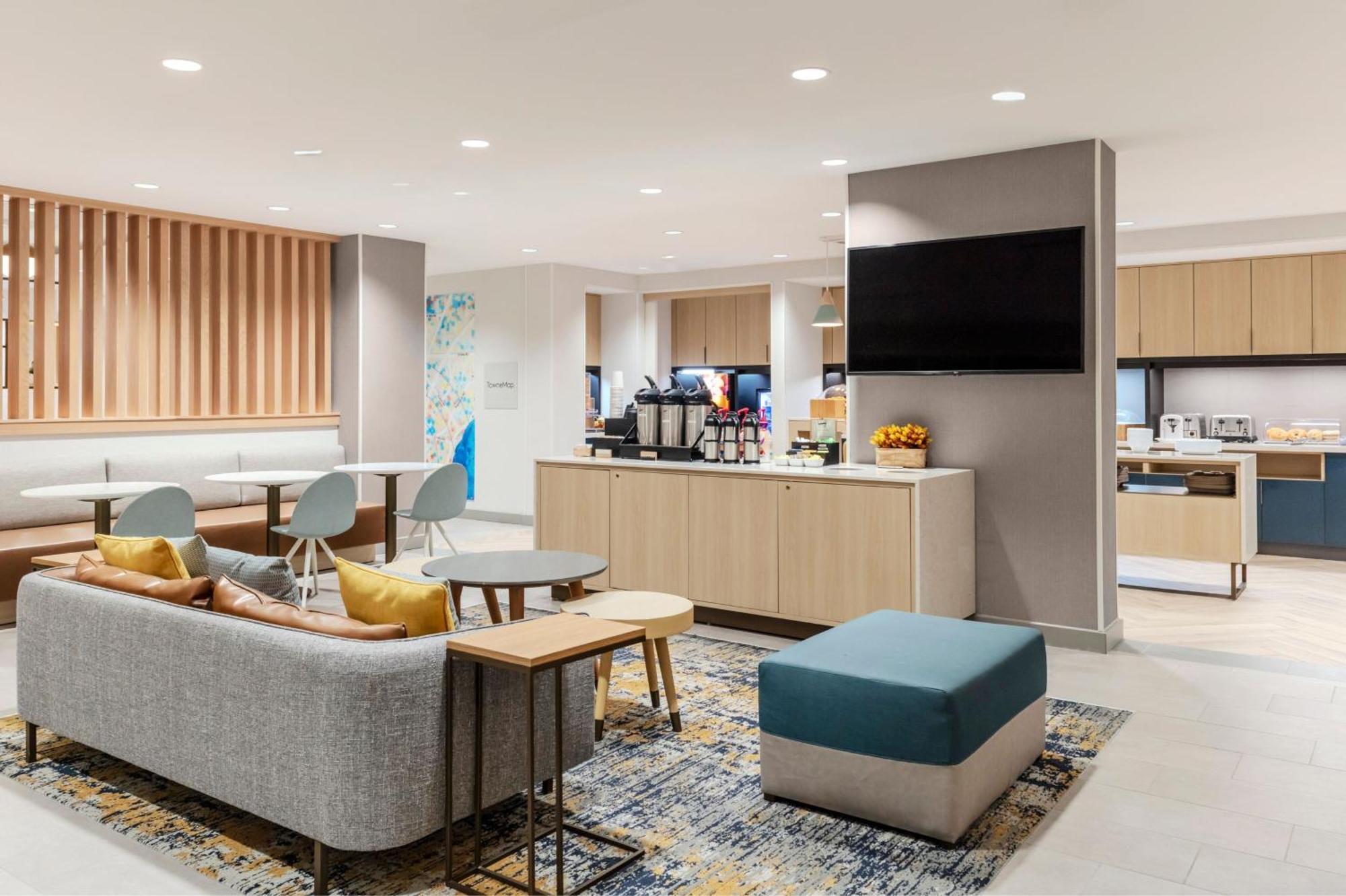 Towneplace Suites By Marriott Chesterfield Bagian luar foto